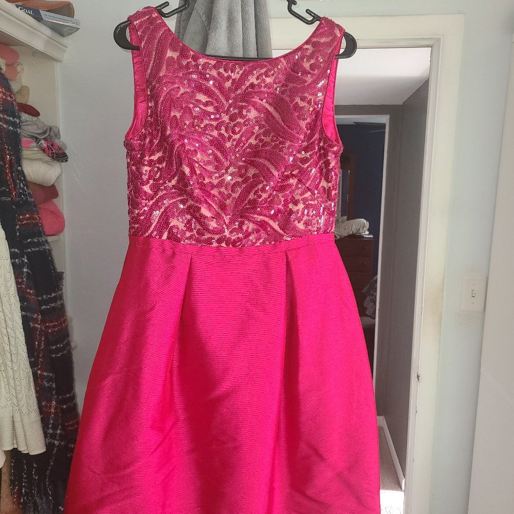 Monique LHuillier size 6